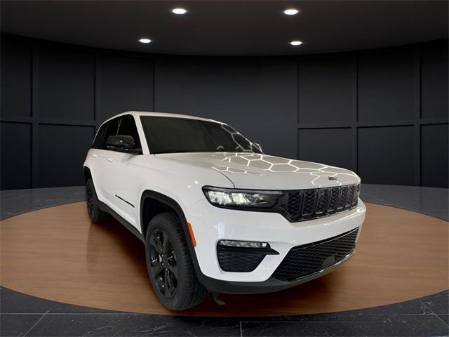 new 2025 Jeep Grand Cherokee car, priced at $49,463