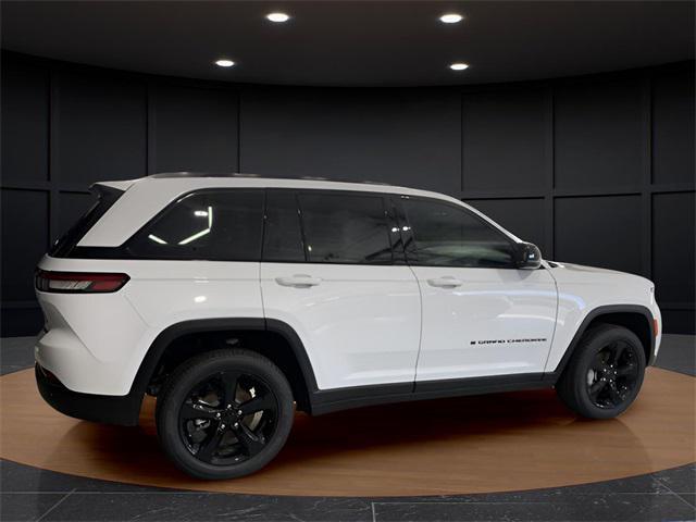 new 2025 Jeep Grand Cherokee car, priced at $49,463