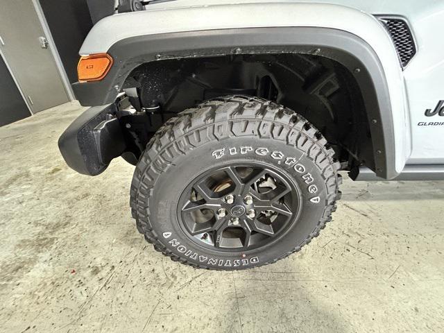 new 2024 Jeep Gladiator car, priced at $57,275