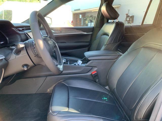 new 2025 Jeep Grand Cherokee car, priced at $49,649