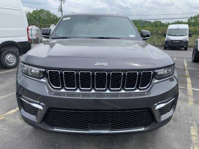 new 2025 Jeep Grand Cherokee car, priced at $42,625