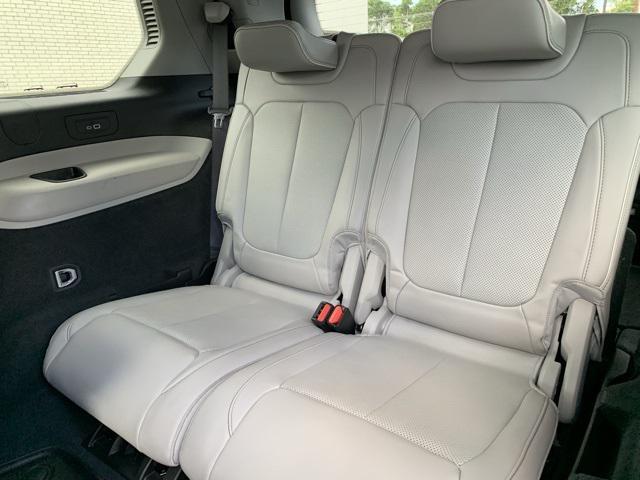 used 2023 Jeep Grand Cherokee L car, priced at $34,627