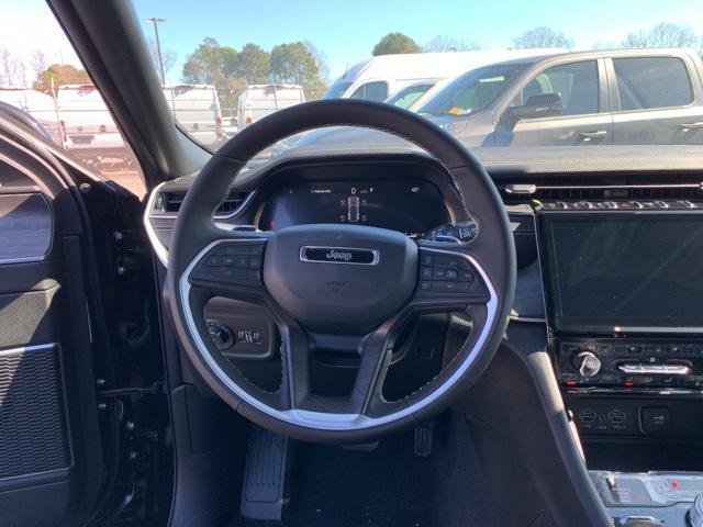 new 2025 Jeep Grand Cherokee car, priced at $49,649