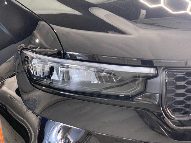 new 2025 Jeep Grand Cherokee car, priced at $52,116