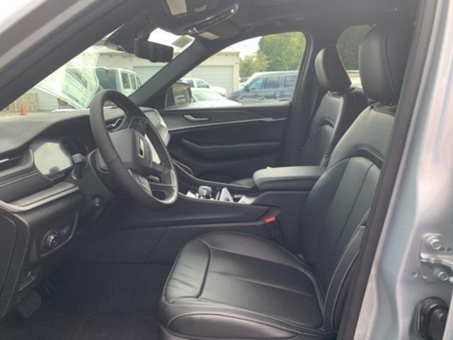new 2025 Jeep Grand Cherokee L car, priced at $49,800