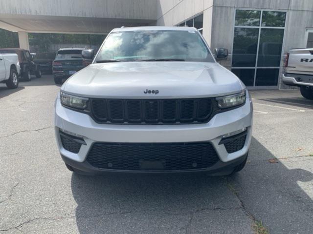 new 2025 Jeep Grand Cherokee L car, priced at $49,800