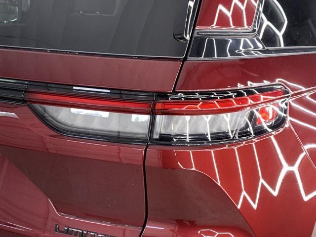 new 2025 Jeep Grand Cherokee car, priced at $52,116
