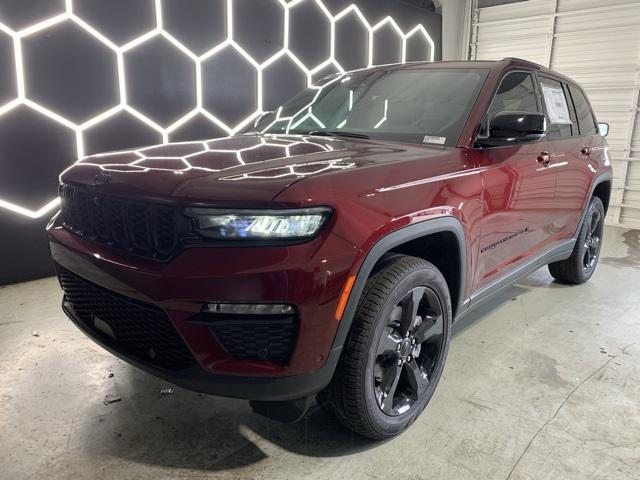 new 2025 Jeep Grand Cherokee car, priced at $52,116