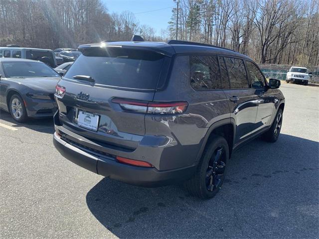 new 2024 Jeep Grand Cherokee L car, priced at $40,925