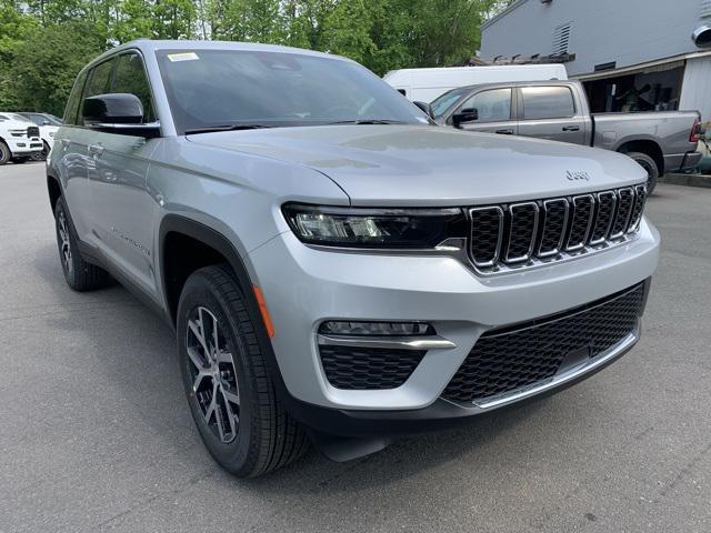 new 2025 Jeep Grand Cherokee car, priced at $44,888