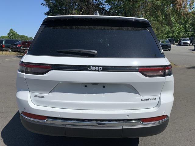 new 2025 Jeep Grand Cherokee car, priced at $39,404