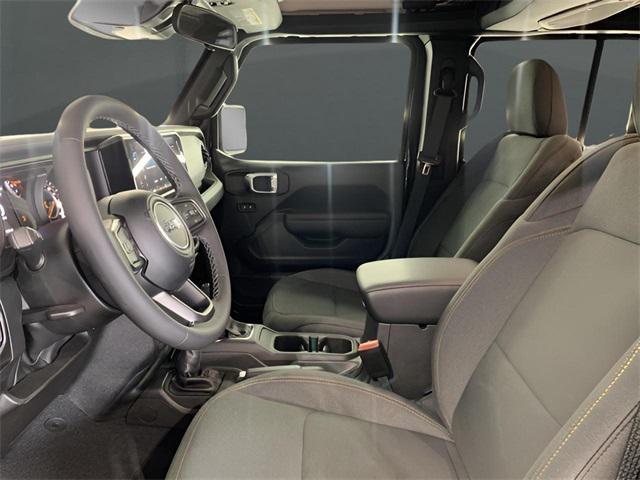 new 2025 Jeep Wrangler car, priced at $44,680
