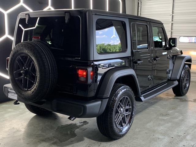 new 2025 Jeep Wrangler car, priced at $43,139
