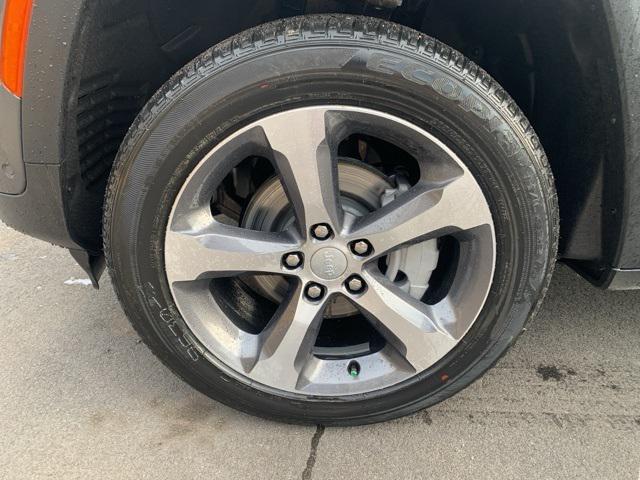 new 2025 Jeep Grand Cherokee car, priced at $45,305