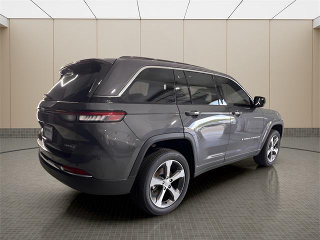 new 2025 Jeep Grand Cherokee car, priced at $45,305