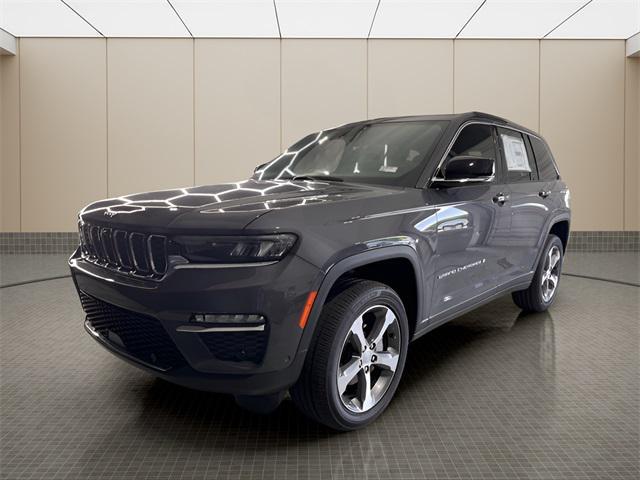 new 2025 Jeep Grand Cherokee car, priced at $50,555