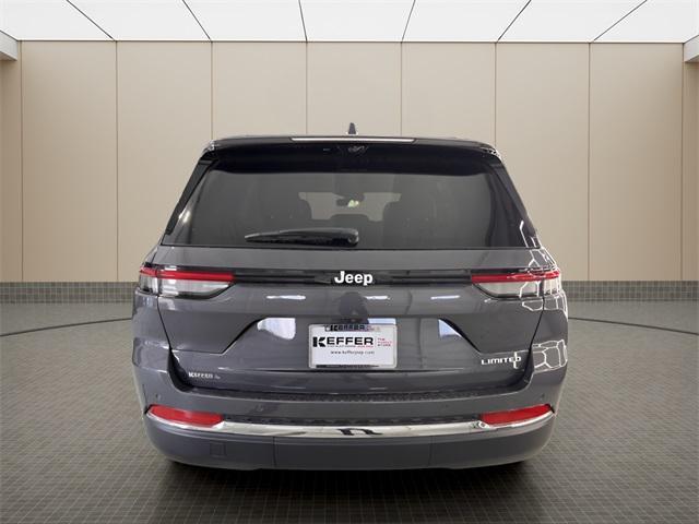 new 2025 Jeep Grand Cherokee car, priced at $45,305