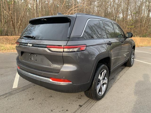 new 2025 Jeep Grand Cherokee car, priced at $50,734