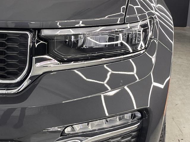 new 2025 Jeep Grand Cherokee car, priced at $45,305