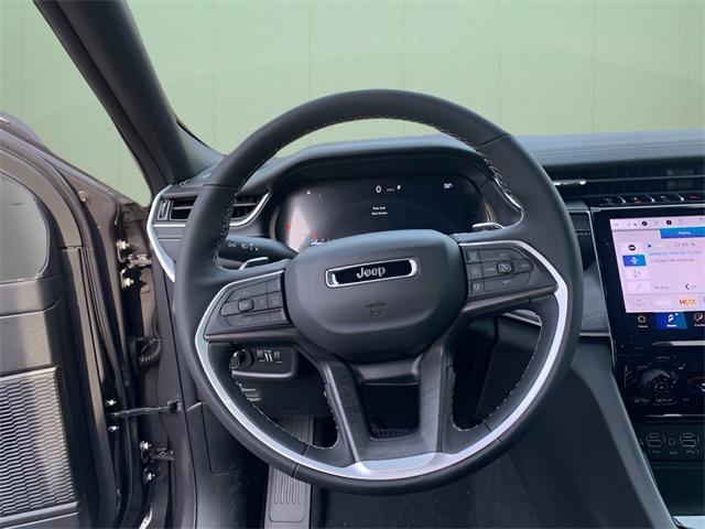 new 2025 Jeep Grand Cherokee car, priced at $45,305