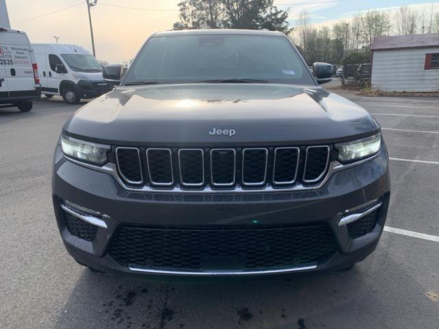 new 2025 Jeep Grand Cherokee car, priced at $50,734