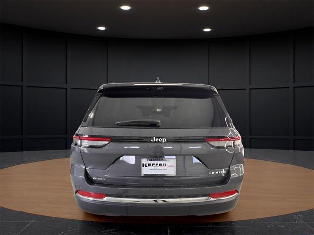 new 2025 Jeep Grand Cherokee car, priced at $47,929