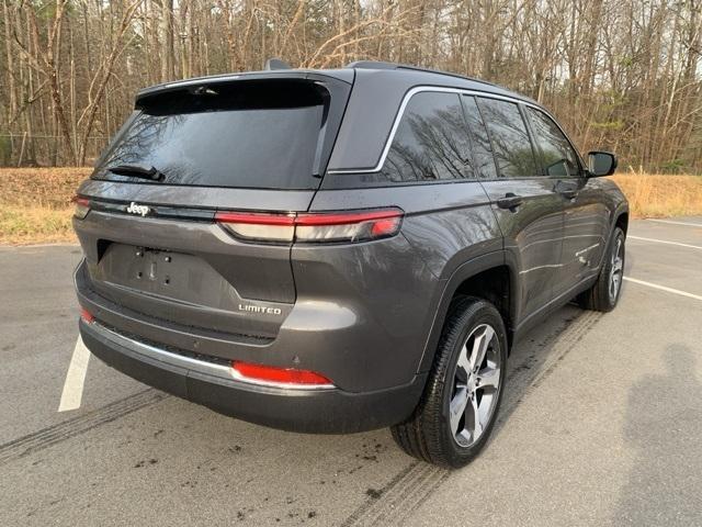 new 2025 Jeep Grand Cherokee car, priced at $48,734