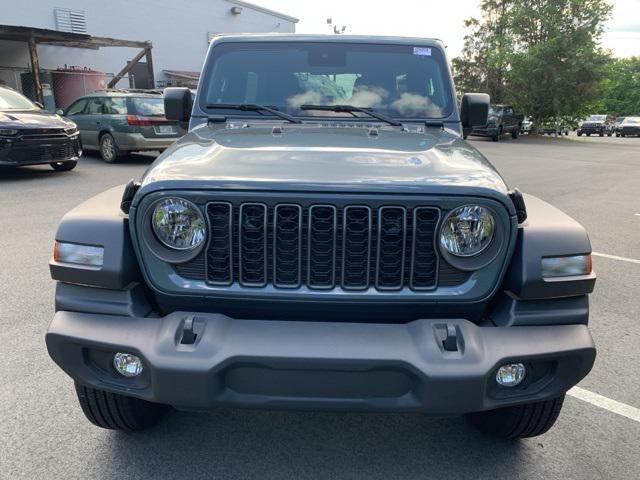 new 2025 Jeep Wrangler car, priced at $42,254