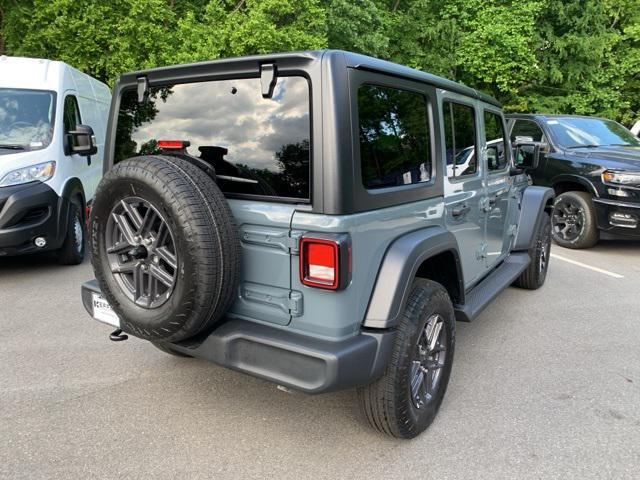 new 2025 Jeep Wrangler car, priced at $42,254