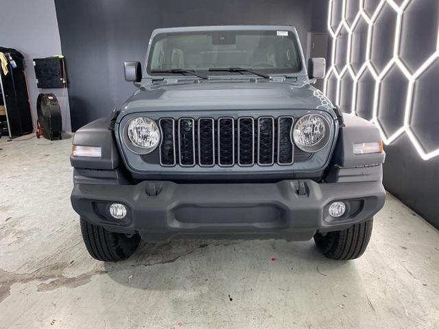new 2025 Jeep Wrangler car, priced at $44,034