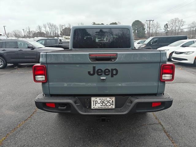 new 2025 Jeep Gladiator car, priced at $43,360