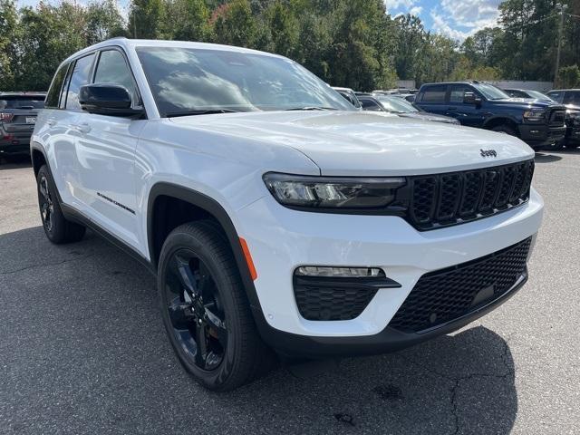 new 2025 Jeep Grand Cherokee car, priced at $52,135