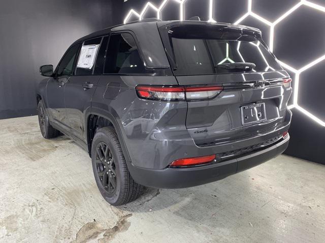 new 2025 Jeep Grand Cherokee car, priced at $41,755