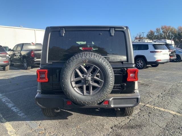 new 2025 Jeep Wrangler car, priced at $48,690