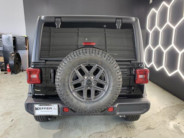 new 2025 Jeep Wrangler car, priced at $45,649