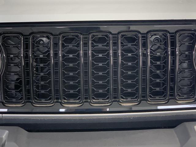 new 2024 Jeep Gladiator car, priced at $48,275