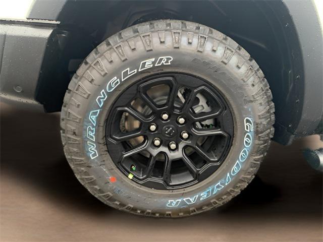 new 2025 Ram 1500 car, priced at $60,524