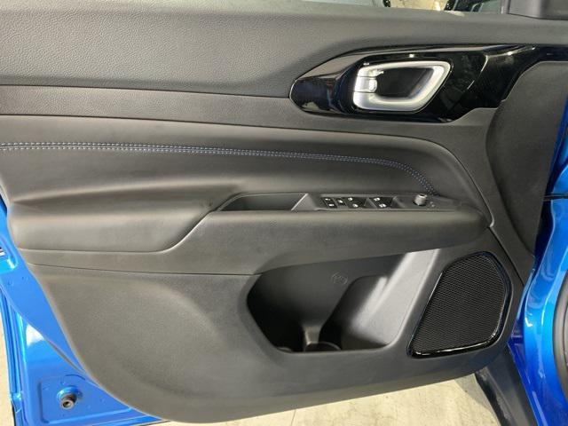 new 2025 Jeep Compass car, priced at $28,288