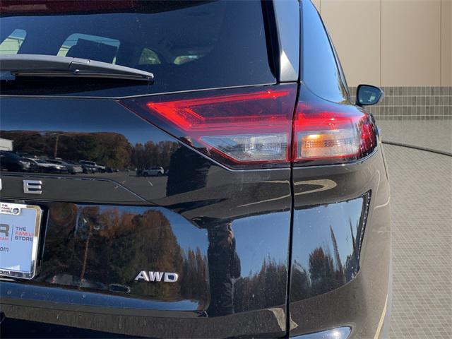 used 2024 Nissan Rogue car, priced at $21,491