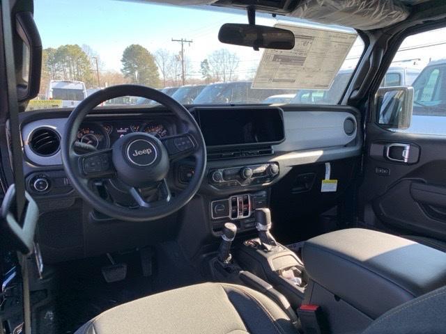 new 2025 Jeep Gladiator car, priced at $42,630