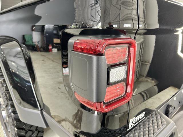 new 2024 Jeep Gladiator car, priced at $49,770