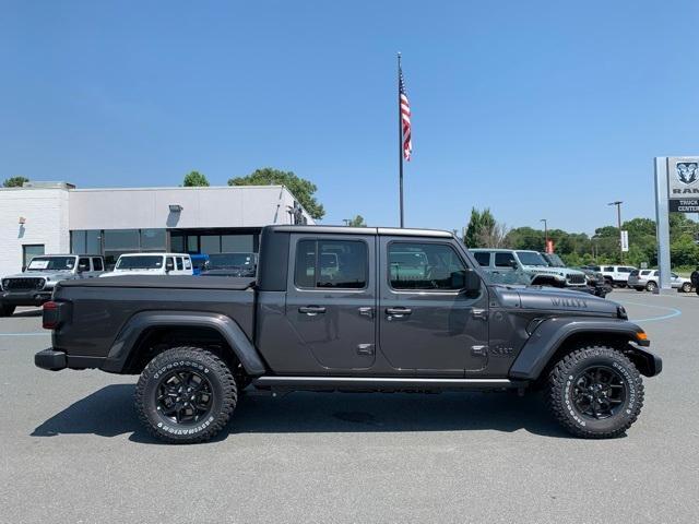 new 2024 Jeep Gladiator car, priced at $52,703