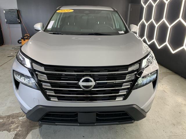 used 2024 Nissan Rogue car, priced at $27,592
