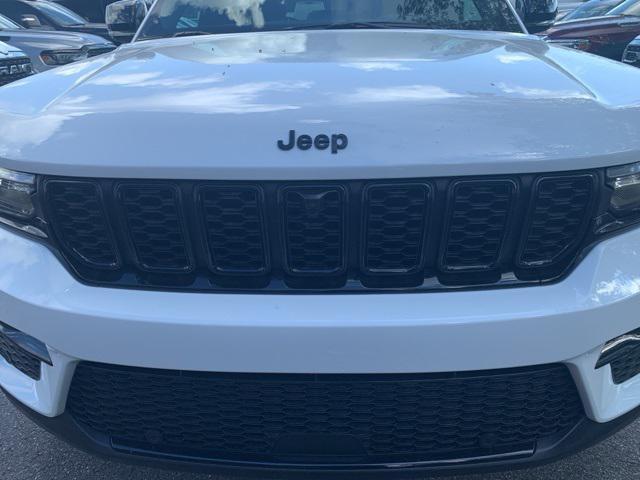 new 2025 Jeep Grand Cherokee car, priced at $46,289