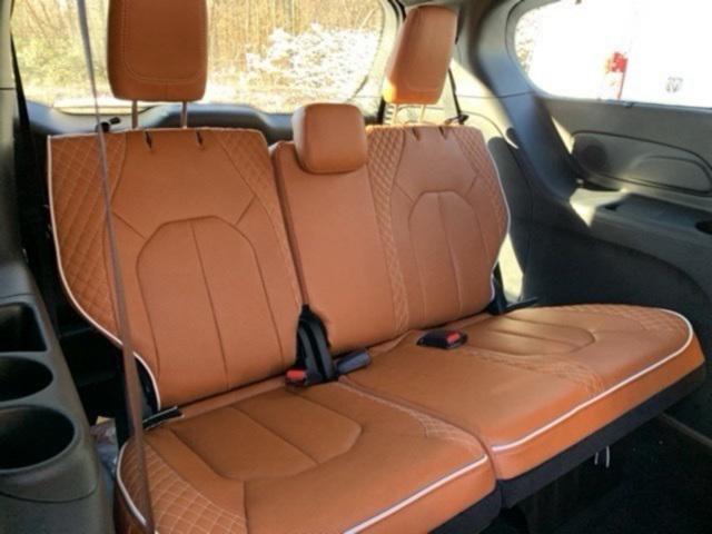 new 2025 Chrysler Pacifica car, priced at $52,655