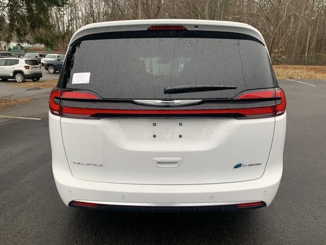 new 2025 Chrysler Pacifica car, priced at $52,655