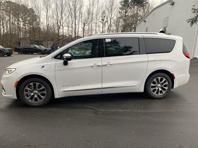 new 2025 Chrysler Pacifica car, priced at $52,655