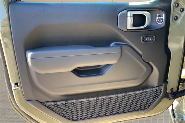 new 2026 Jeep Wrangler car, priced at $46,895