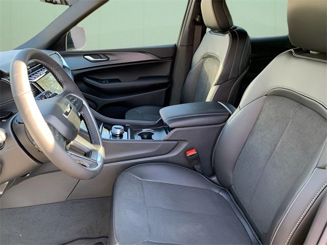 new 2025 Jeep Grand Cherokee L car, priced at $46,884