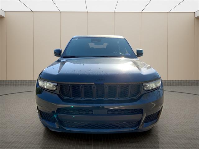 new 2025 Jeep Grand Cherokee L car, priced at $46,884